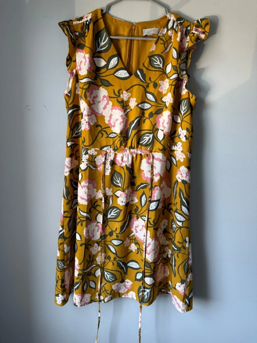NEW Loft Floral V-Neck Drawstring Dress Yellow Pink Green Print Size L - Picture 1 of 9